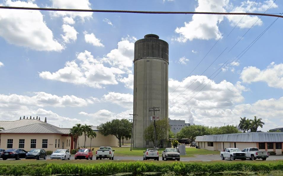 1500 Sonora Ave, real life