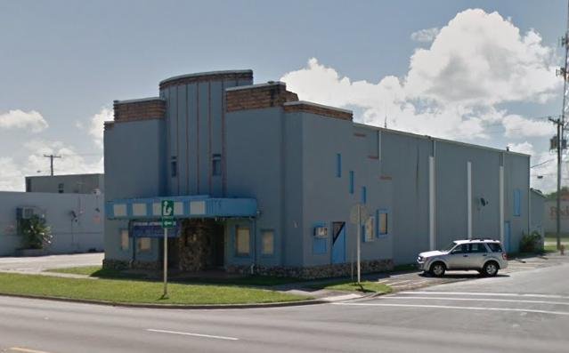 100 E Sugarland Hwy, real life